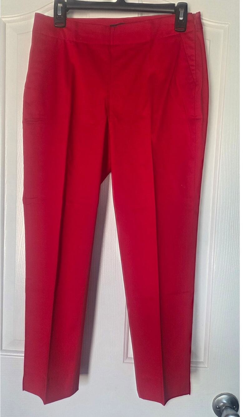 Women's Talbots red pants. Size 6P Side Zipper